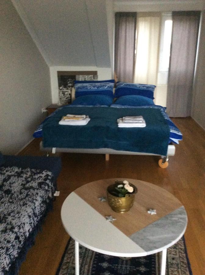 Dachstudio Mit Bad Und Terasse Koln Bagian luar foto